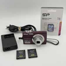 Nikon Coolpix S3000 12.0MP Digital Camera with Original Box (Plum/Purple)