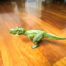 Vintage Tyrannosaurus Rex Dinosaur Toy Figure with Articulated Jaw Papo — listing 4