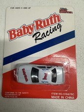 Racing Champions Jeff Gordon #1 Baby Ruth Ford Thunderbird Die-Cast Car (Item No. 01947)