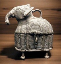 Figural Cast Metal Elephant Trinket/Soap Dish with Raised Trunk Heavy and dense — listing 2