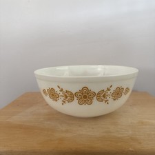 Vintage Pyrex Mixed Mixing Bowl Lot - Primary Yellow, Turquoise Small, Friendship (Birds) Red/Orange, and Primary Red