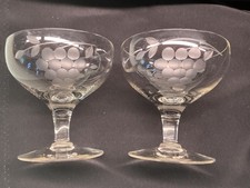 Set of 7 Vintage Wheel-Cut Floral Etched Champagne Coupe Glasses — listing 4