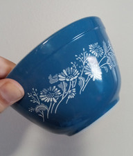 Pyrex Colonial Mist Blue Nesting Mixing Bowl (401, Smallest 1.5pt) — listing 4