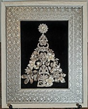 Vintage Costume Jewelry Christmas Tree Framed Art on Purple Velvet — listing 5