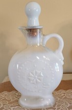 Vintage 1957 Jim Beam White Opalescent Milk Glass Decanter with Star Pattern — listing 6