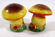 Ceramic Toadstool Mushroom Salt and Pepper Shaker Set — listing 3