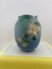 Roseville Pottery White Rose Two-Handled Vase, Pink & Green, Shape 980-6" — listing 4