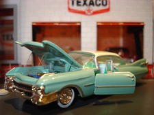 Die-Cast 1959 Cadillac Convertible Toy Car (approx 1:64 scale) — listing 3