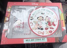 Disney Store Mickey & Minnie 'Milk and Cookies for Santa' Holiday Plate & Glass Set — listing 6