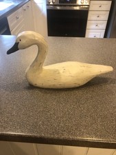 Pair of Mid-Century Ceramic Swan Figurines with Gold Accents, Peach Glaze — listing 2