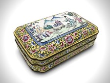 Chinese Export Silver-Gilt and Enamel Miniature Hinged Trinket/Pill Box with Floral Cloisonné Decoration — listing 6