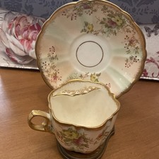 17-Piece Porcelain Tea Set with Raised Floral Magnolia Design in Original Gift Box — listing 5