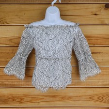 Cupcakes and Cashmere Cream Floral Lace Off-Shoulder Top — listing 5