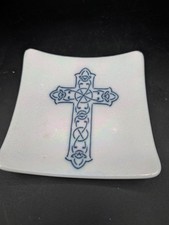 Fused Art Glass Plate with Green Celtic Knot Design on Black Ground — listing 3
