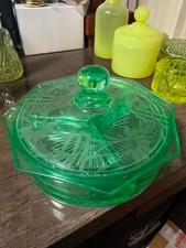 Green Depression Glass Pitcher with Art Deco Fan/Swirl Pattern and Footed Base — listing 5