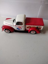 Golden Wheel 1940 Ford Pepsi-Cola Delivery Truck Die-Cast Bank 1:18 Scale — listing 4