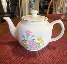 White Ceramic Teapot with Applied Floral and Rosebud Finial Decoration — listing 3