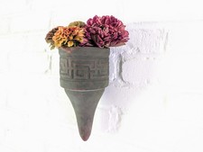Peters and Reed Pottery 8-inch Shield-Form Wall Pocket, Moss Aztec / Landsun Style — listing 3