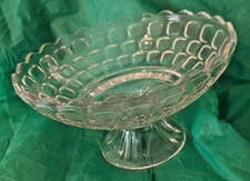 Vintage Clear Pressed Glass Oval Bowl with Scalloped Rim, Thumbprint and Beaded Pattern — listing 6
