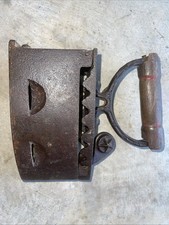 Antique Cast Iron Charcoal Box Sad Iron with Wooden Handle — listing 2