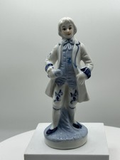 Vintage Porcelain Colonial Gentleman Figurine with Floral Bouquet — listing 3