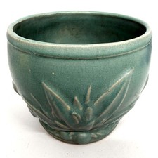 Vintage Pink/Mauve Glazed Ribbed Flower Pot Planter with Embossed Maple Leaves, McCoy-style Art Pottery — listing 2