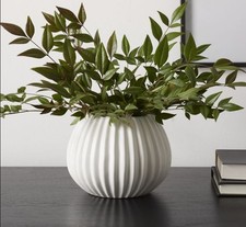 3D Printed Fluted Cylindrical Planter / Vessel — listing 3