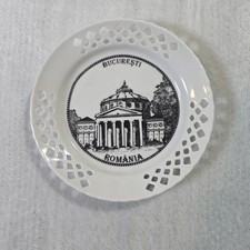 Apulum Porcelain Reticulated Cabinet Plate with Floral Still Life — listing 4