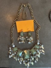 Large Mixed Lot of Vintage & Modern Costume Jewelry - Necklaces, Bracelets, Earrings, Brooches (Faux Pearl, Beaded, Rhinestone) — listing 3