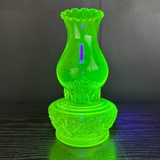 Antique Green Uranium/Vaseline Glass Kerosene Oil Lamp with Greek Key Pattern — listing 6