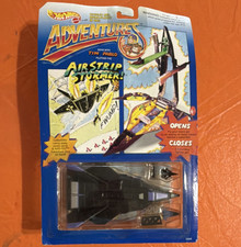 Hot Wheels Military Police U.S. Army Van (Super Van / MP)