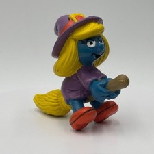 Schleich Peyo Smurfette Witch PVC Figurine on Broomstick — listing 3