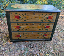 Set of 4 Pennsylvania Dutch Style Hand-Painted Plank-Bottom Chairs with Bird & Floral Motifs — listing 3