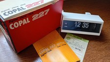Vintage Copal Model 227 Flip Clock, Faux Rosewood Case, listing 2