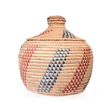 Pair of Alaskan Yup'ik/Eskimo Coiled Lidded Grass Baskets with Geometric Motifs — listing 2