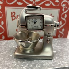 Vintage Novelty Miniature Stand Mixer Figural Desk Clock — listing 6