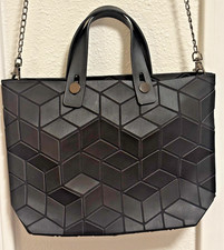 Emilio Pepe Black Geometric 3D Cube Convertible Tote Bag with Chain Strap — listing 3