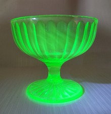 Vintage Uranium Vaseline Glass Footed Sherbet / Champagne Coupe, Green, 3.5" Tall — listing 6