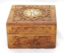 Wooden Trinket Box with Inlaid Diamond Argyle Pattern Lid — listing 3