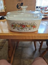 Vintage CorningWare Spice of Life 'La Sauge' Casserole Dish with Glass Lid — listing 6