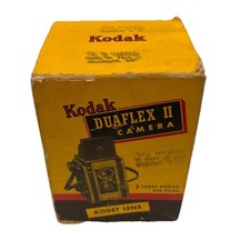 Kodak Duaflex Twin-Lens Reflex Box Camera with Kodar 72mm f/8 Lens — listing 3
