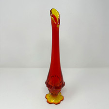 Amberina Art Glass Twin-Handled Vase with Ruffled Base, 4.5 inches — listing 2