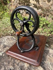 Antique Willcox & Gibbs Chainstitch Sewing Machine, Curved Arm Cast Iron, listing 4