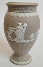 Wedgwood Portland Blue Jasperware 'Bountiful' Vase, Dark Blue Dip, 8 inch (20cm) — listing 2