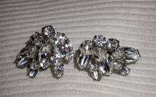 Vintage Rhinestone Floral Spray Clip-On Earrings — listing 3