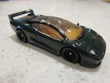 Green Die-Cast Sports Car (maker unconfirmed — no base stamp visible) — listing 2