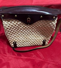 Vintage Woven Straw & Tan Leather Structured Top-Handle Handbag with Turn-Lock Closure — listing 2