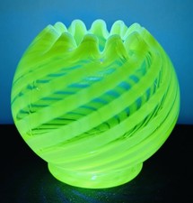 Vintage Uranium Vaseline Glass Bowl, Frosted Yellow-Green, 5.5 inch Rolled-Rim Rose Bowl — listing 4