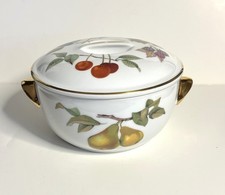 Royal Worcester Evesham Ramekins, Set of 4, Shape 48, listing 2