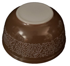 Vintage Pyrex Woodland Brown #403 Mixing Bowl 2.5 Qt — listing 4